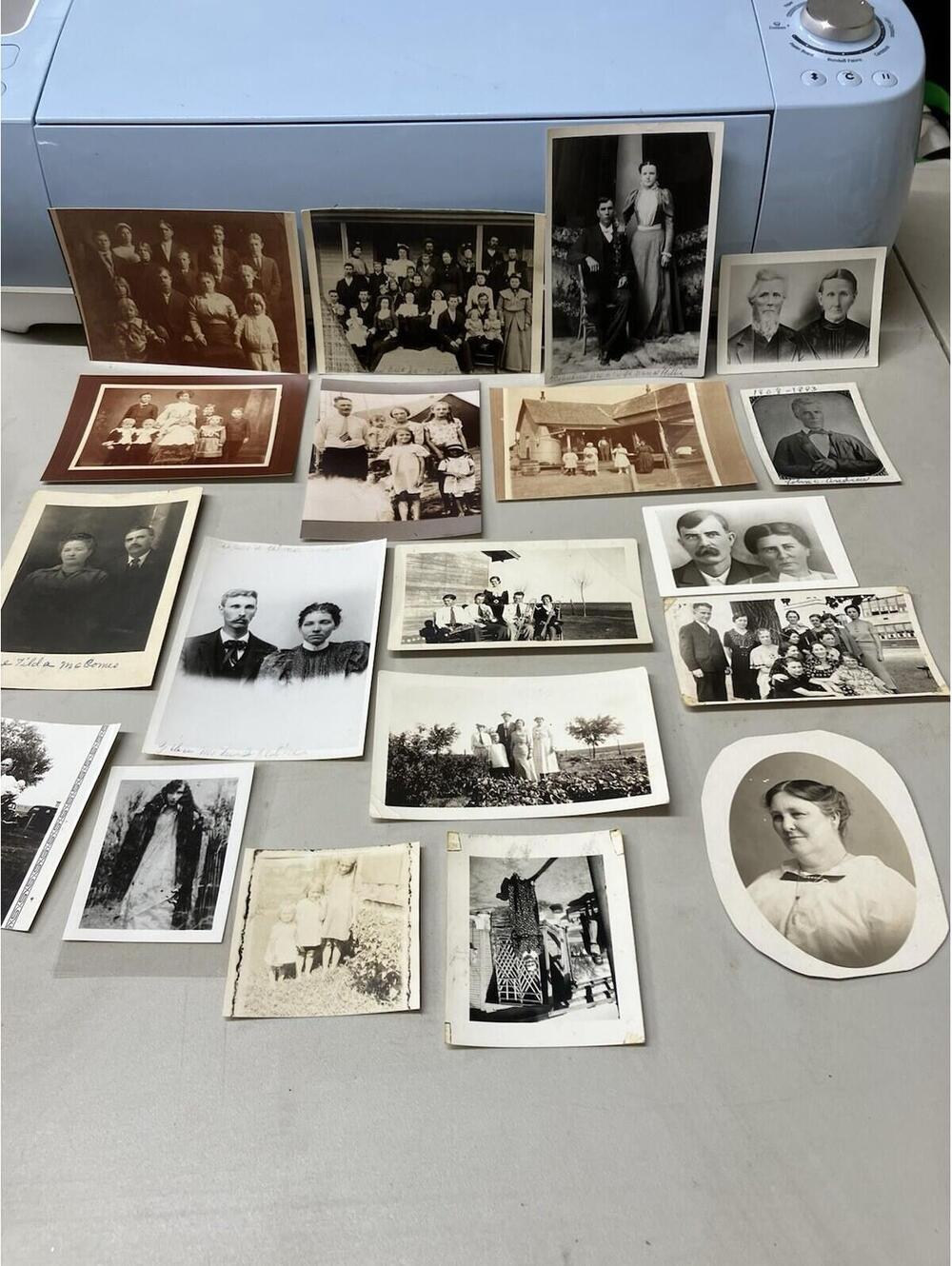 VTG Lot Of 40+ Photos From Late 1800’s-to 1930’s (same Family) - Picture 13 of 16